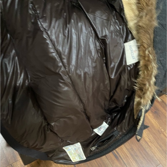 Moncler Moncler Gray wool and brown corduroy fur down. - Picture 9 of 16